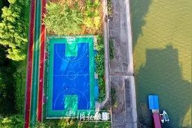 洛阳洛浦公园内新添一处笼式多功能运动场图片