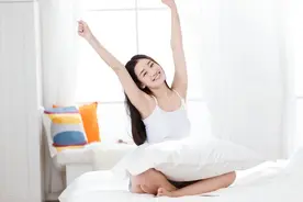 女人起床第一件做什么事，就是什么性格图片