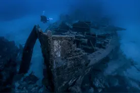 07年，中国南海捞起神秘沉船，船身800年不腐，总价超三千亿美金图片