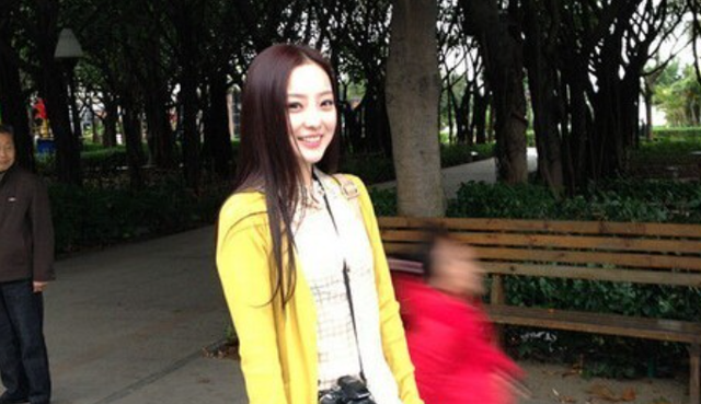 王洁曦去世6年,生前因《丑女无敌》爆红,为演戏曾去夜总会试台