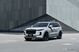 30多万买真7座SUV，第三排依旧宽敞，带你看理想ONE图片