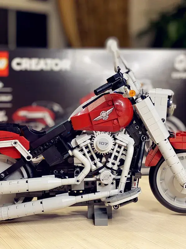 一个玩具有一百种玩法，小魔怪没开学的日子靠它续命！