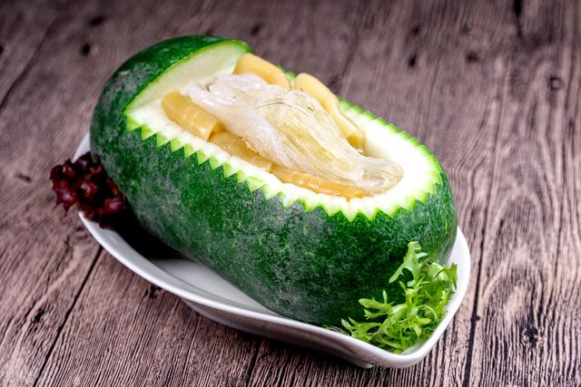 野生松茸菌菇炖花胶汤 2026年野生松茸菌菇炖花胶汤