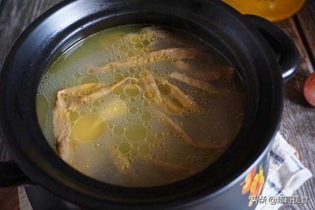 猪肚能跟花胶还有胡椒一起炖吗 2026年猪肚可以跟花胶一起炖吗?