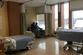 小学文化东北夫妻在加拿大怎样想到拍视频，一年挣到二十多万？二图片
