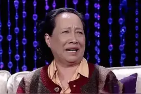 老太有两个北京四合院，却被大女儿怨恨：路上遇到，装作不认识我图片