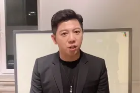 沈阳籍明星胡海泉为家乡加油图片