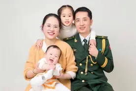 为幸福打call！这个六一，军爸们深情告白军娃…图片