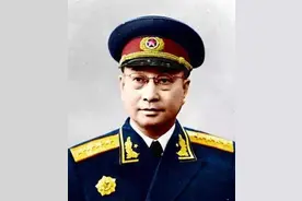 陈赓协助越南痛击法军，武元甲不服陈赓，胡志明：你比陈赓差远了图片