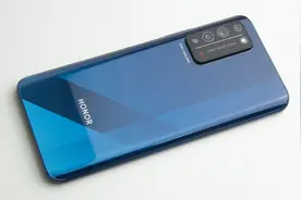 曾被捧上天的荣耀X10，为什么现在不火了？听听内行人怎么说图片