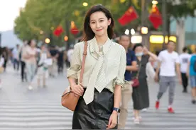 看街拍 识包包：各大品牌曝光率最高的包款 你认识几款？图片