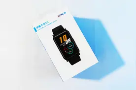 12门动画课程！荣耀手表ES上手体验：充电半小时使用一整周图片