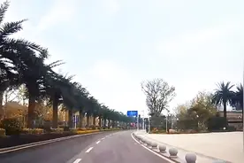 武汉江夏郊区有座热闹城堡：建在僻静乡间，德式老建筑成游玩地标图片