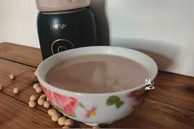 打豆浆，有人先煮，有人先浸泡，都不对！教你简单做法，更好喝图片