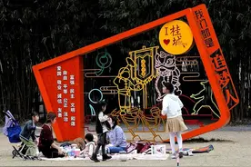 人到老年：压得住欲望，才摸得着幸福图片