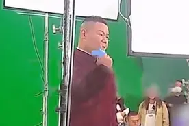 岳云鹏又被黑？拍方便面广告边吃边吐，被指浪费粮食图片