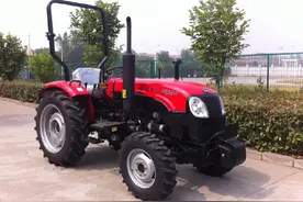 2020年504拖拉机，价格差3万多，约翰迪尔一台能买2台半图片