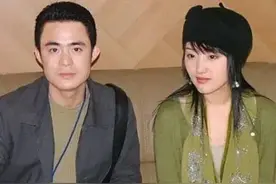 1994年杨钰莹来厦门参加商演，结识了赖文峰两个年轻人一见钟情图片