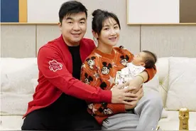 蹦床公主何雯娜：斩获奥运首金！退役后进娱乐圈怀胎四月嫁制作人图片