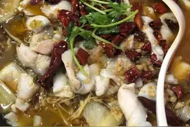 妹妹的第一顿“相亲宴”，男生看到妹妹点的菜后，男生：我就娶你图片