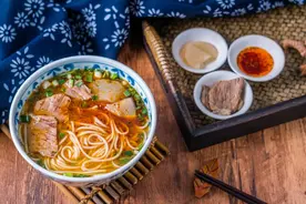 餐饮天王兰州拉面，身价明天还要更上一层楼图片