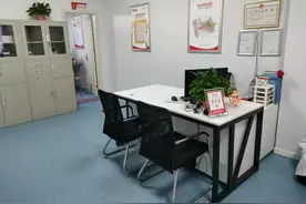 耳鸣嗡嗡响，想睡又睡不着？教你几个小方法图片
