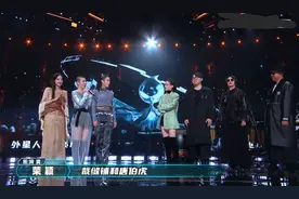 中国潮音张亚东C位，大张伟薛之谦一左一右，张靓颖靠边坐很合理图片