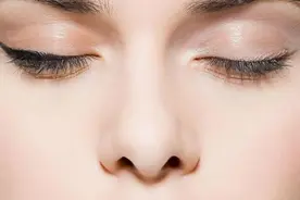 半脸人（爱情悬疑故事）图片