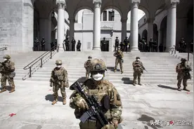 愤怒的火焰席卷全美图片