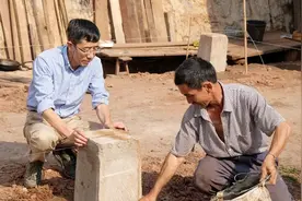 在女人不上桌的云南村庄，一个北京教授的乌托邦难题图片