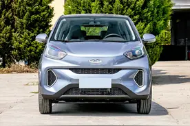 便宜灵巧带快充，长续航省心代步车，好养又好停，实拍奇瑞小蚂蚁图片