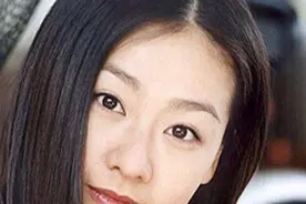 李美妍：韩国天后级影星，被韩国网民选为“最受欢迎的主妇艺人”图片