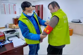潜艇兵退役不退志，随时做好“战疫”准备图片