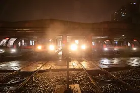 注意！地铁1号线八通线本周六日首末班车时间有调整图片