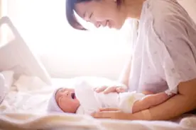 产后想要恢复好，坐月子衣服穿戴也有“讲究”，对宝妈和宝宝都好图片