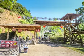 乘高铁玩转柳桂贺，双龙沟原始森林穿越，体验树梢上高空漫步图片