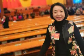 全国政协委员刘月宁：为国际中文教师志愿者项目提供优惠政策，吸引更多优秀人才加入志愿者队伍图片