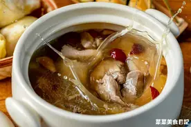 以前打死不吃，现在连喝3碗不撒手！这一锅养脾胃，老好了图片