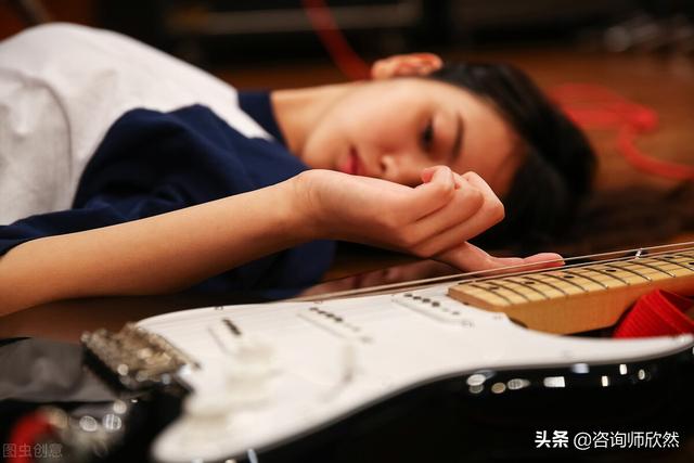 心理学解梦：梦见被人追赶，怎么都跑不动，是身体有问题么？