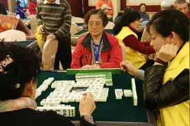 中国大妈有多牛？组团打竞技麻将，一举拿下世界冠军图片
