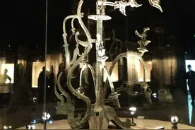 三星堆的青铜树，其实就是农村沟口路边常见的这种树图片
