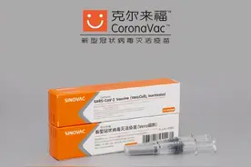新冠疫苗哪家强？不要争论了，因为病毒要跑了 | 袁岚峰图片