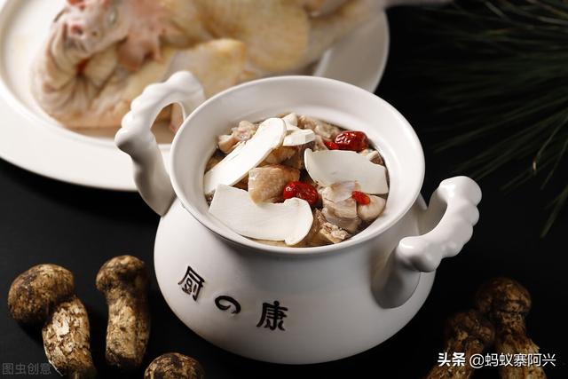 国宴第一道菜松茸花胶 2026年松茸花胶汤