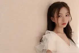 陈卓璇白色纱裙写真图片图片