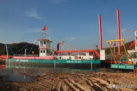 新技术解决4亿多立方米淤泥清理难题——“亚洲黄土第一坝”巴家咀水库有了专业清淤船图片