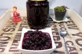 桑葚子不耐放别急，这样做搅一搅直接吃都很棒，常温一年不变质图片