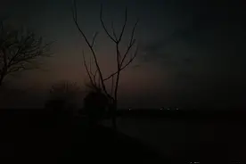 勇敢的人，不是不落泪的人，而是愿意含着泪继续奔跑的人图片