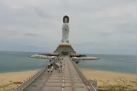 海南三亚南山海上观音图片