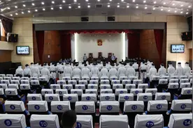 【扫黑除恶】广西平南17名涉黑团伙成员今日受审，“带头大哥”一审被判25年图片