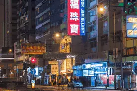 她的万种风情，蕴含了我的港片时光图片